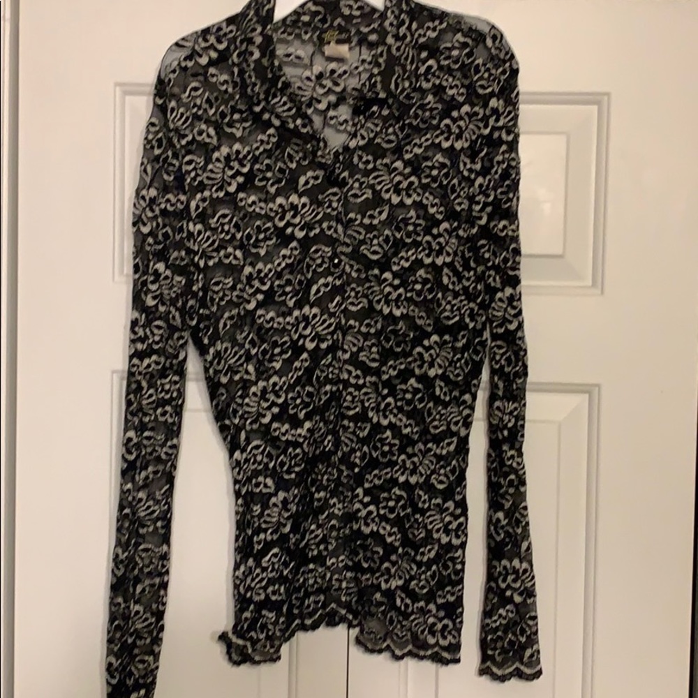 Long sleeve super sexy w/ a splash of conservative